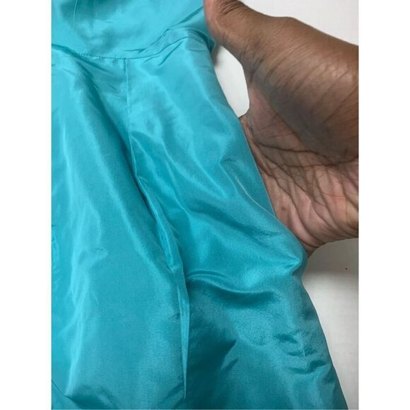 Sleeveless J-Crew Dress - Picture 8 of 8